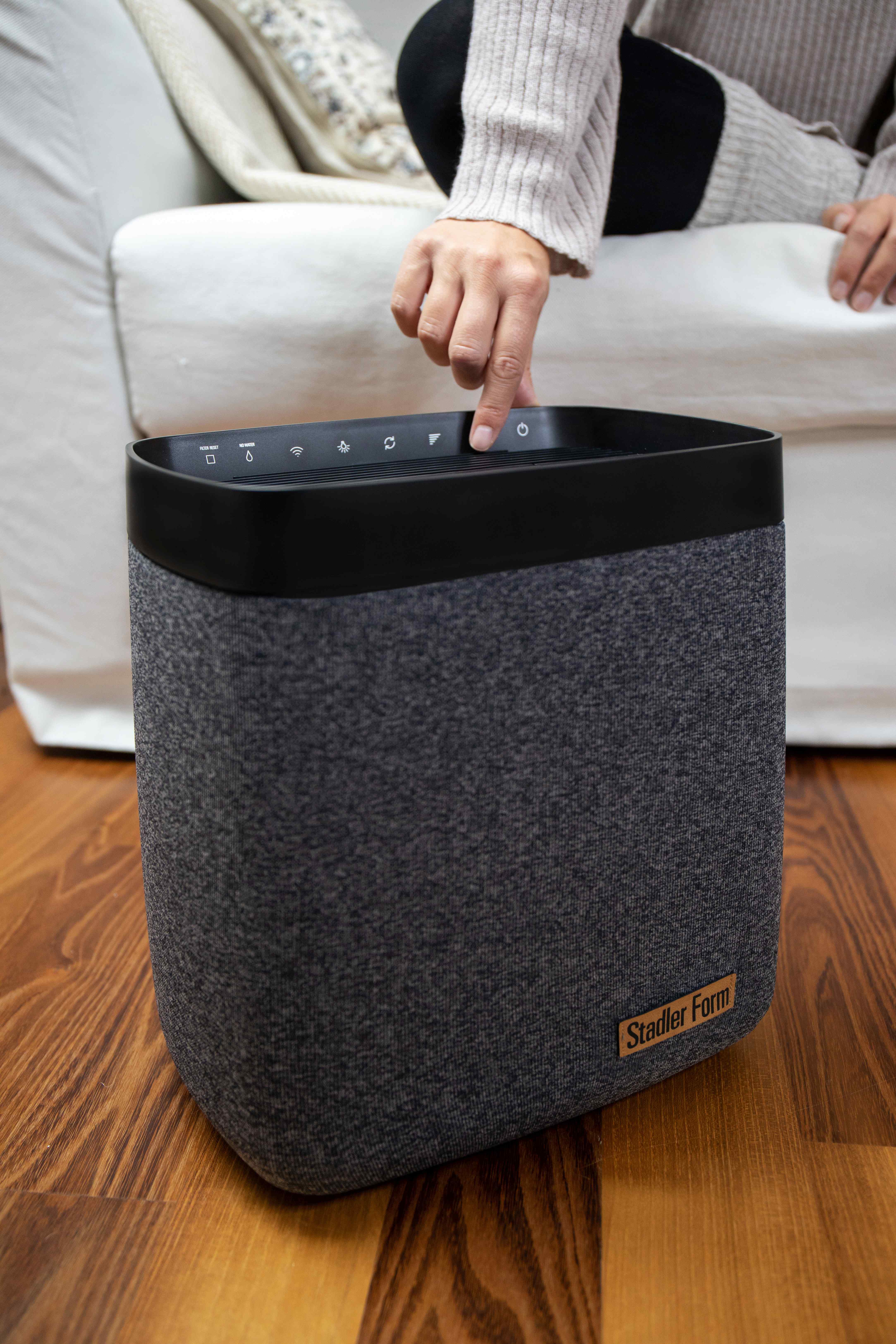 SF_Karl_detail_touch_panel_portrait